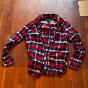 Long sleeve flannel shirt.